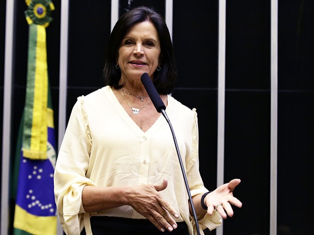 Angela Amin 