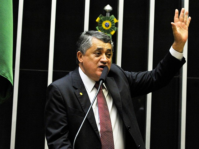 José Guimarães