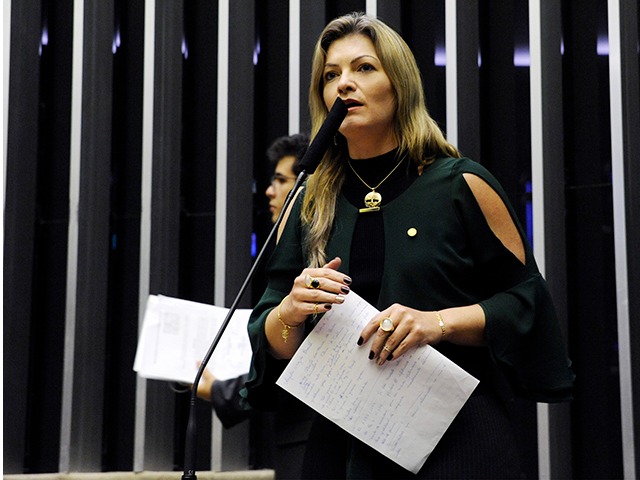 Aline Sleutjes 