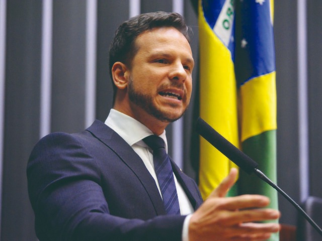Professor Israel Batista 